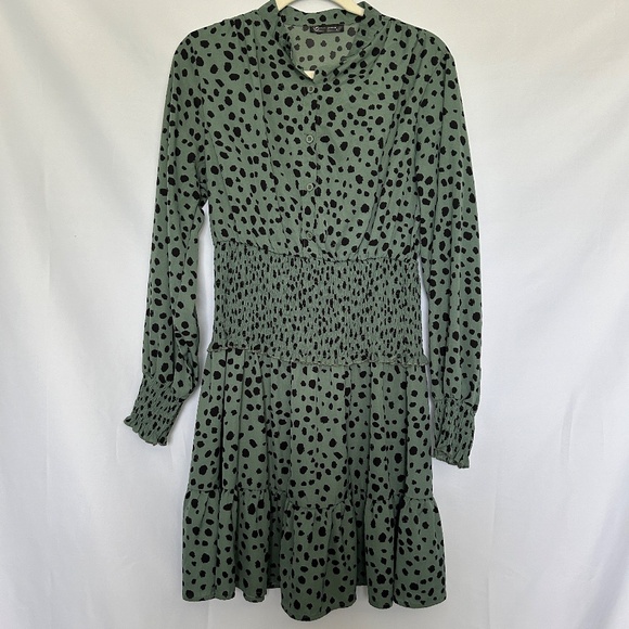Pretty Garden Green and Black Animal Print Dress - Picture 1 of 10